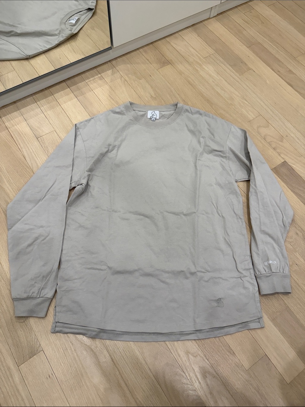 Men's Long Sleeve Crewneck Shirt in Light Beige